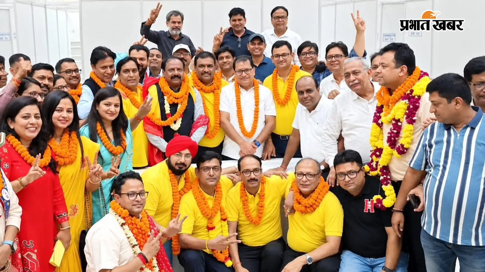 Jharkhand Chamber Elections: घोड़े पर पोस्टर लेकर पहुंचे समर्थक, 9 महिला प्रत्याशियों में 6 ने मारी बाजी