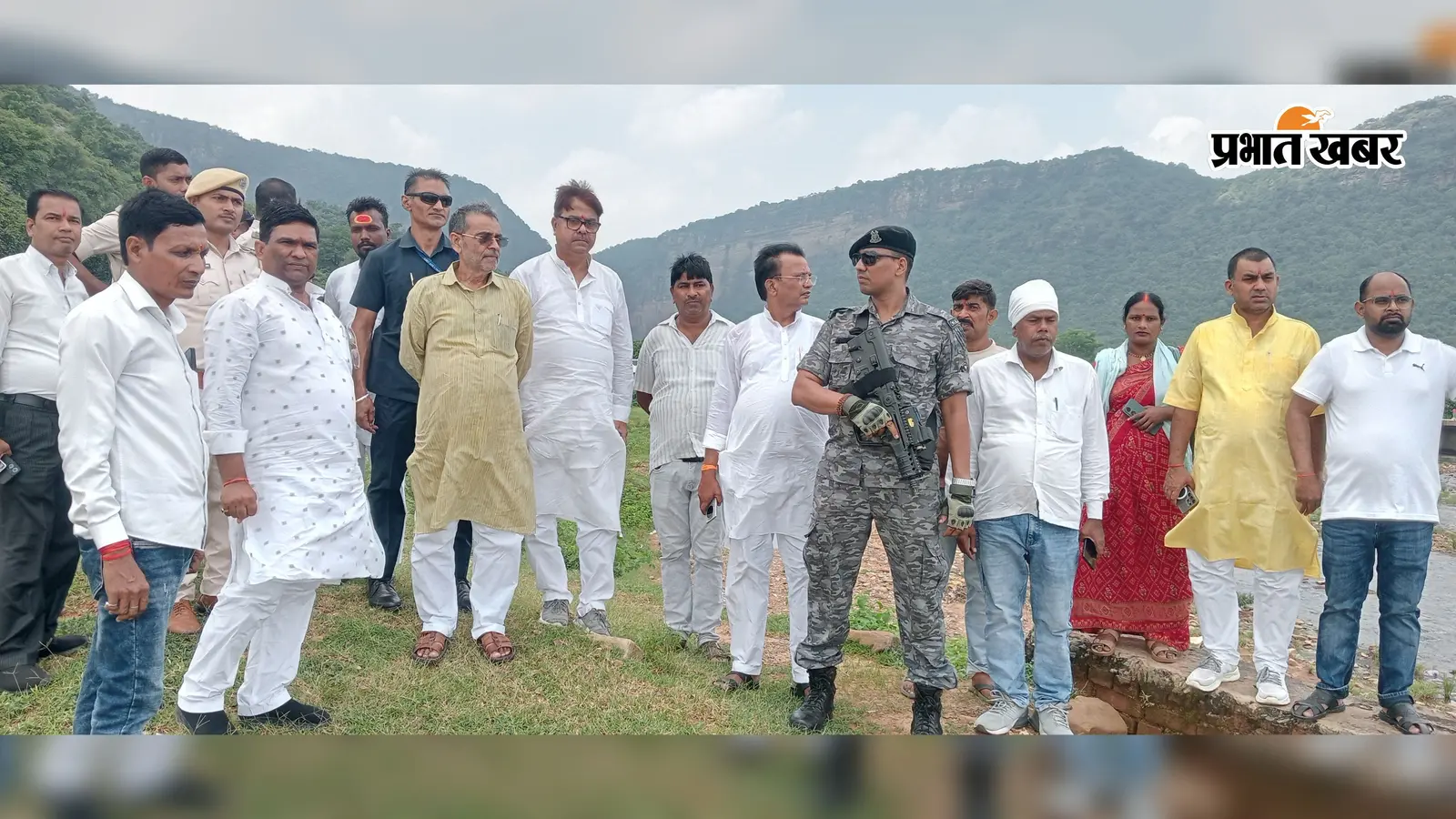 तुतला भवानी धाम में विकास की तैयारी तेज, उपेंद्र कुशवाहा ने किया निरीक्षण, डैम और सड़क निर्माण पर जोर