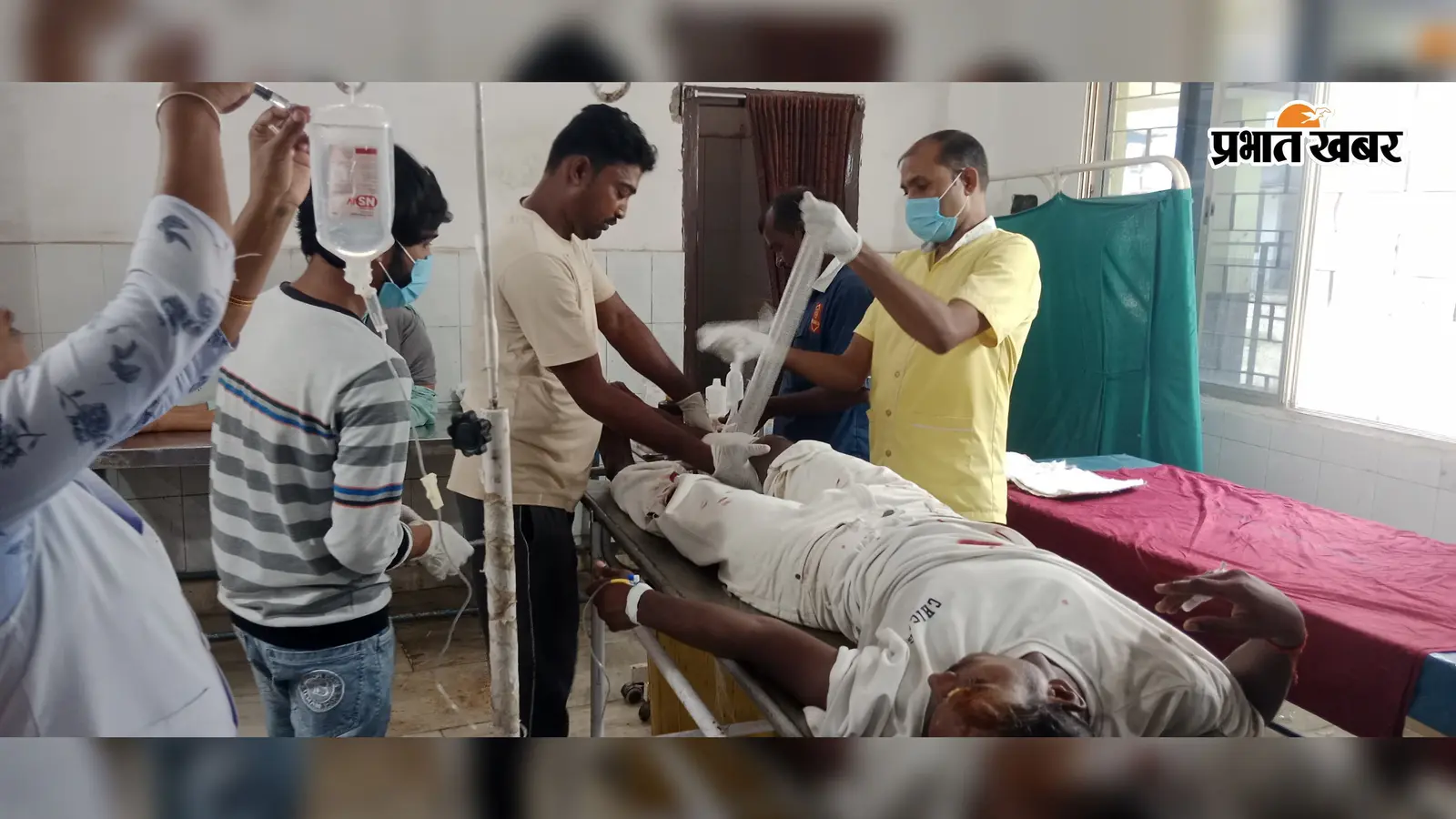 राजमहल में दो बाइक की आमने-सामने टक्कर, 16 वर्षीय किशोर समेत दो घायल