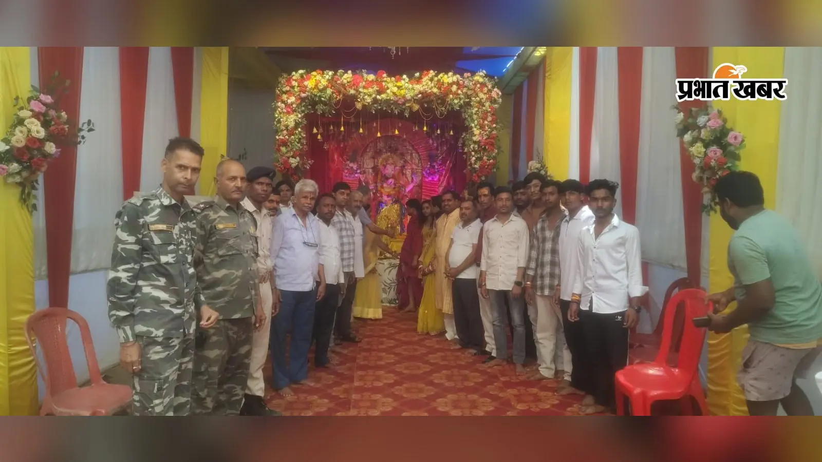 लातेहार में महावीर मंदिर में गणेश चतुर्थी पर स्थापित हुई गणपति की प्रतिमा, विशाल भंडारे का आयोजन
