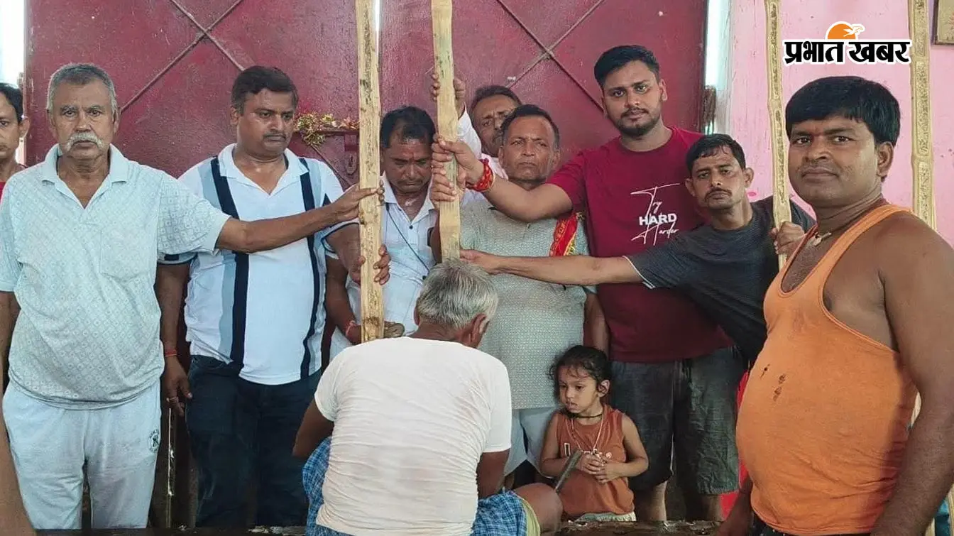 वैशाली: महुआ के गोविंदपुर सिंघाड़ा शक्तिपीठ में मां भगवती की प्रतिमा निर्माण शुरू, पंचमी से लगेगा मेला