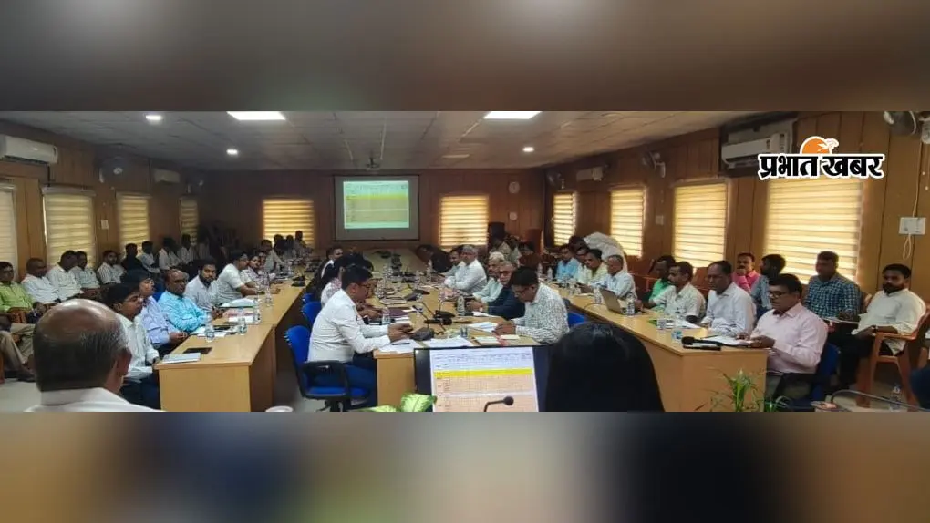 शिवहर में हिंदी दिवस कार्यक्रम, डीएम ने प्रशासनिक कामकाज में हिंदी के प्रयोग पर दिया जोर