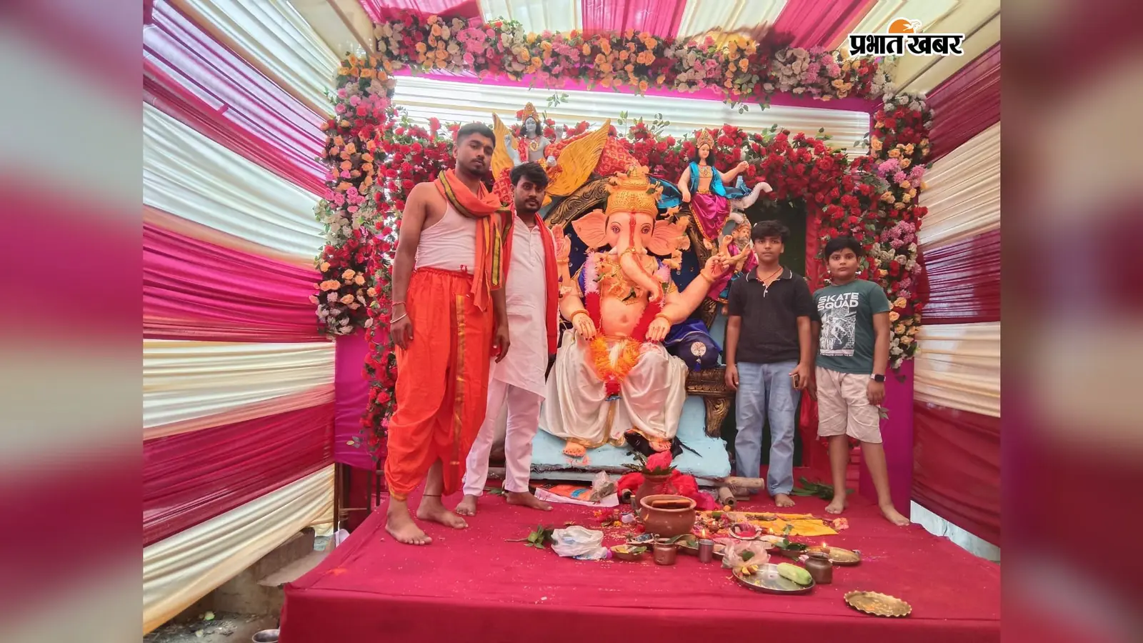 गणपति बप्पा मोरया के जयघोष से गूंजा महुआडांड़, आठ दिनों तक होंगे धार्मिक आयोजन