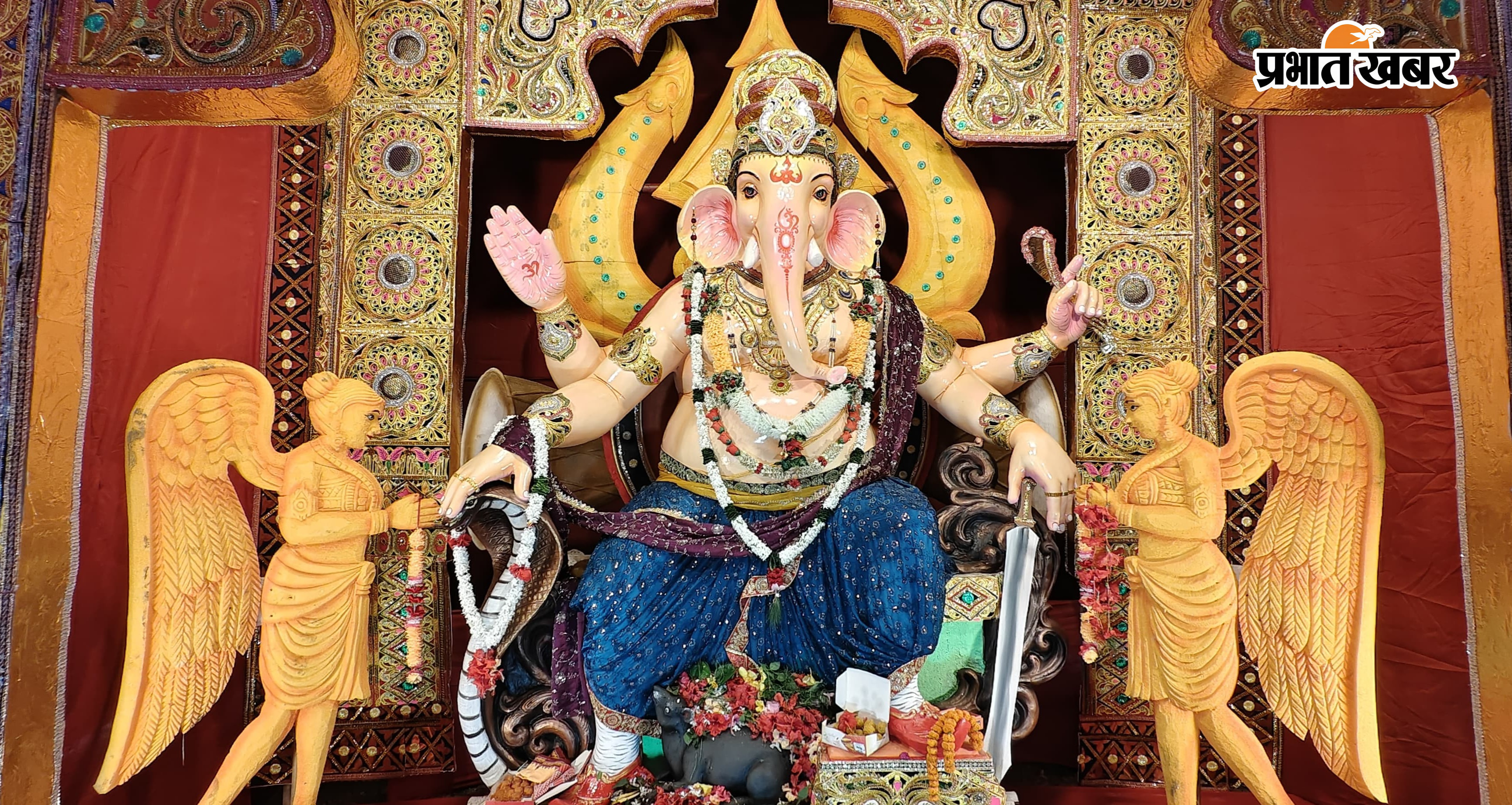 पंडाल का उद्घाटन करते अतिथि,स्वागत करती नृत्य मंडली, स्थापित प्रतिमा,सांस्कृतिक कार्यक्रम प्रस्तुत करती बच्चियों | Prabhat Khabar Network