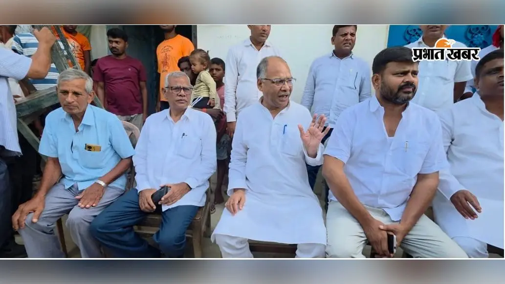 सोन नदी पर प्रस्तावित बांध से गढ़वा के गांवों पर संकट की आशंका, किसानों से मिले सांसद