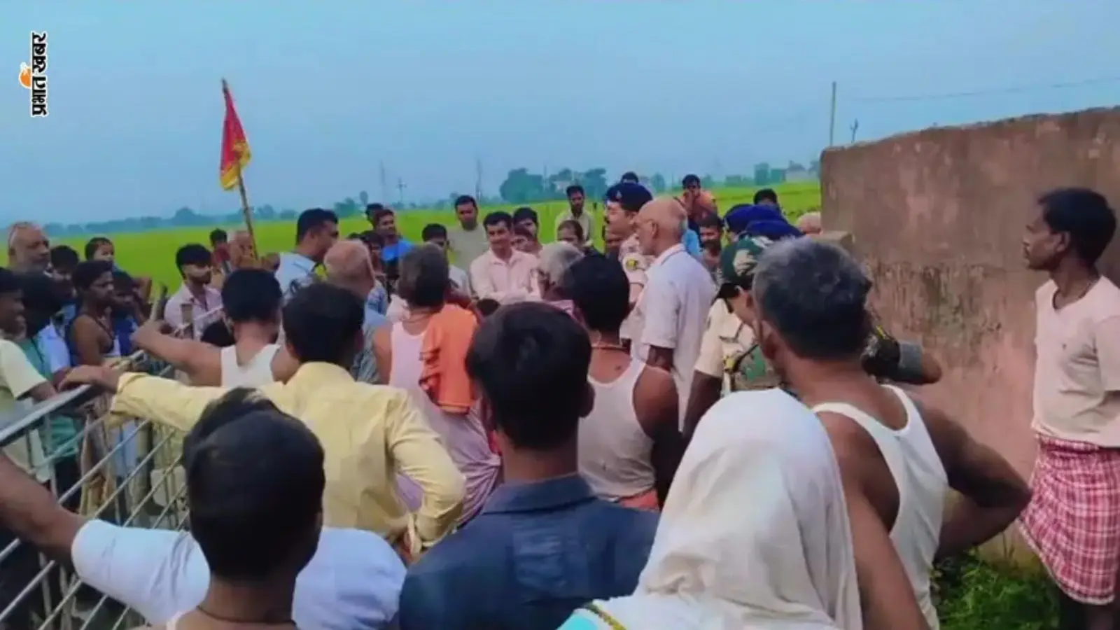 डोरिआव के मां काली मंदिर में चोरी, घंटी और साउंड बॉक्स समेत सामान ले गये चोर