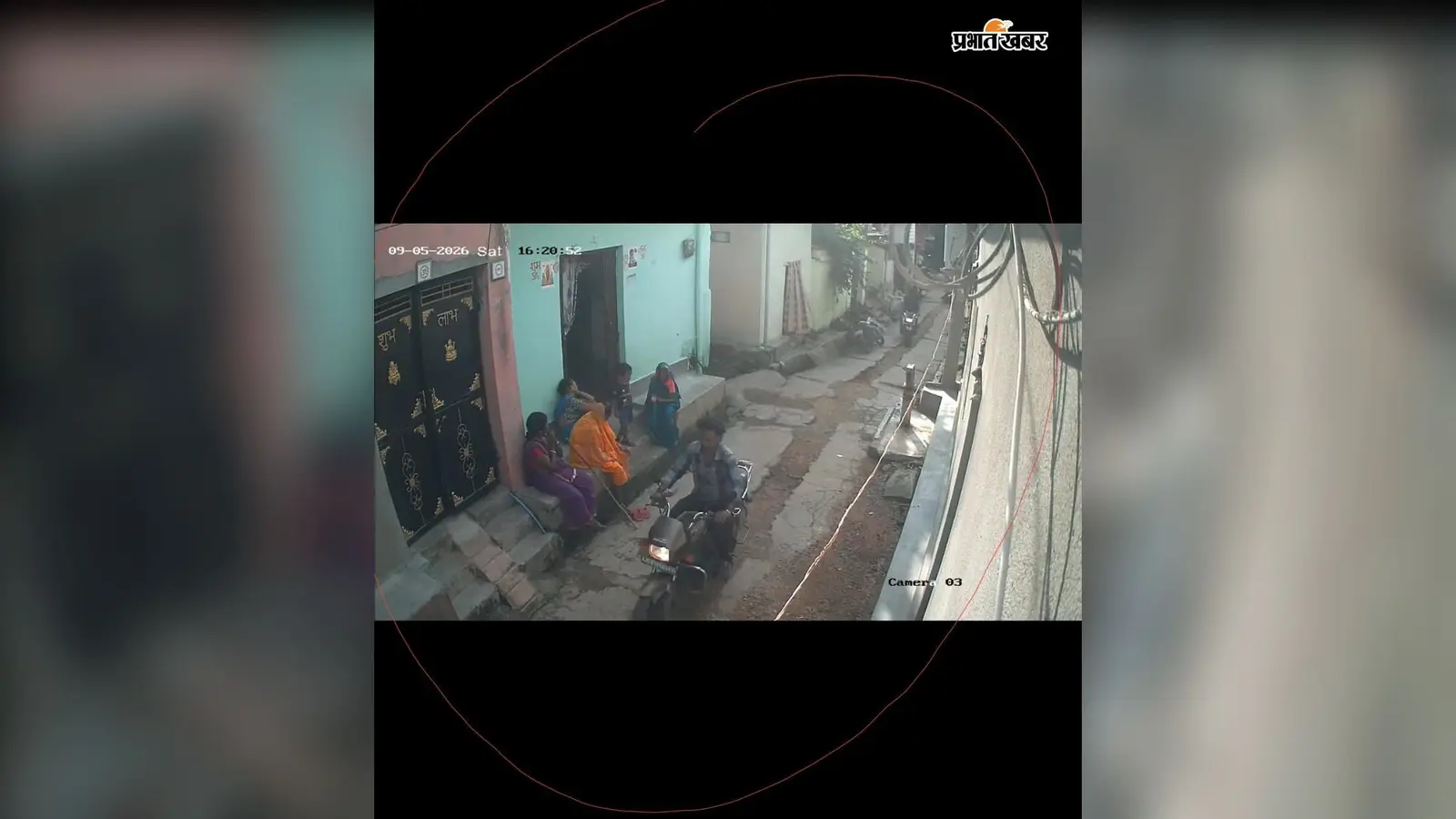 गढ़वा में कोचिंग सेंटर के पास से बाइक चोरी, सीसीटीवी में संदिग्ध कैद