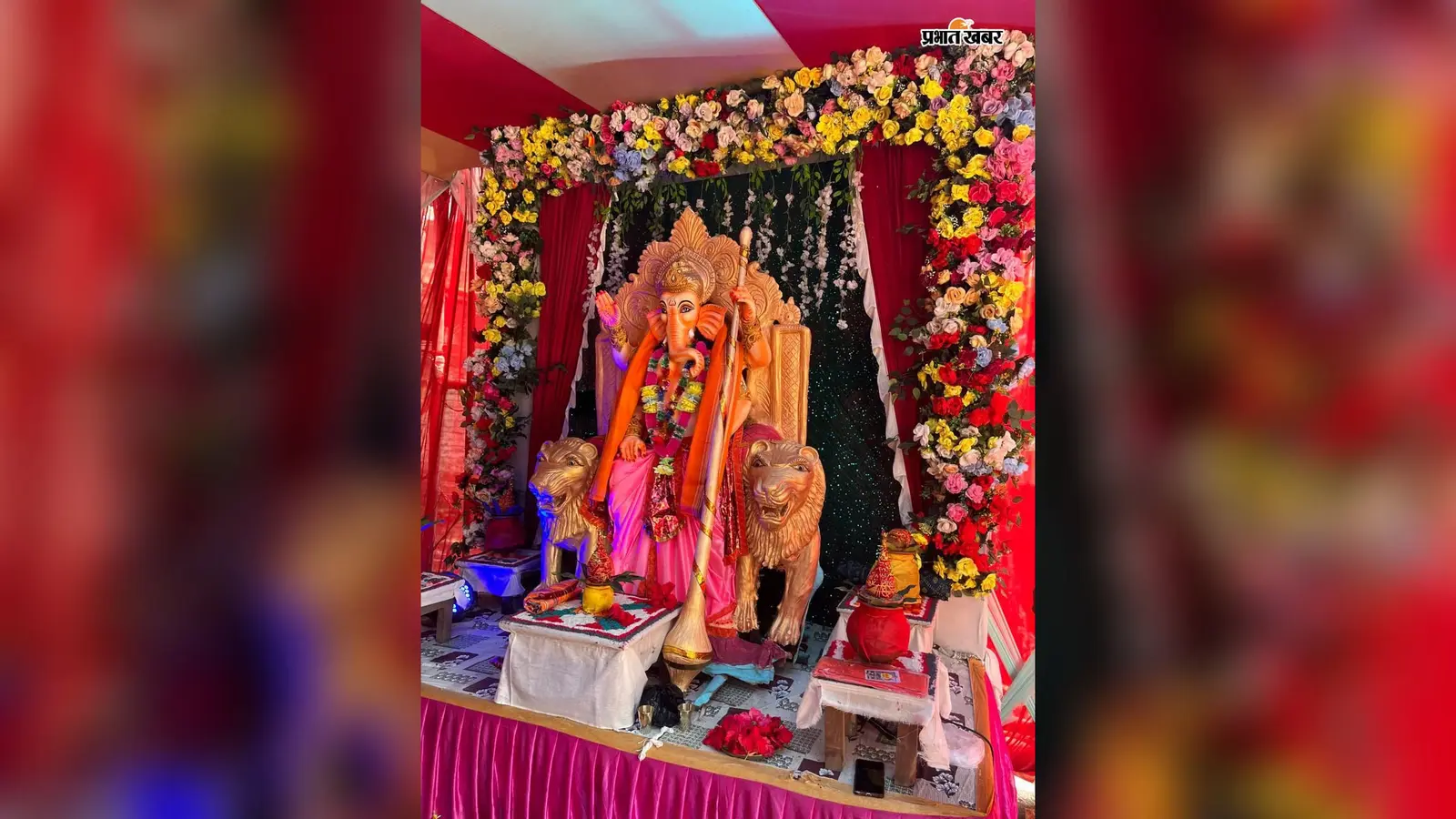 नवलशाही में गणेश पूजा, श्रद्धालुओं की उमड़ी भीड़