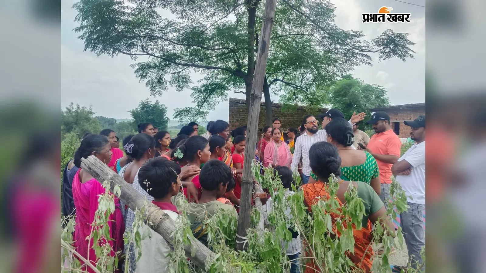 5 किमी सड़क के लिए 5.77 करोड़ मंजूर, फिर भी जर्जर मार्ग से ग्रामीण परेशान