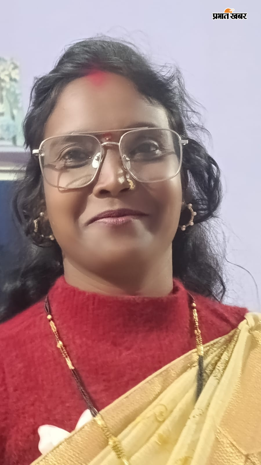 बीएचयू- ए  में  श्रमदान करते ग्रामीण, बी में मुखिया रेखा देवी, सी में नारायण प्रजापति | Prabhat Khabar Network