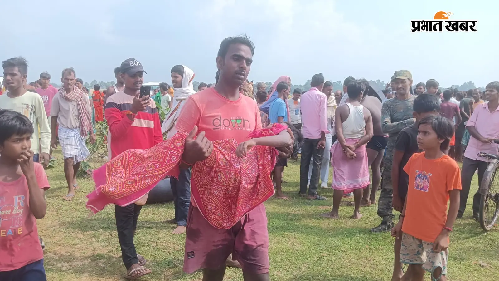 बालू घाट के गहरे गड्ढे में डूबी सात वर्षीय बच्ची, मौत के बाद ग्रामीणों में आक्रोश