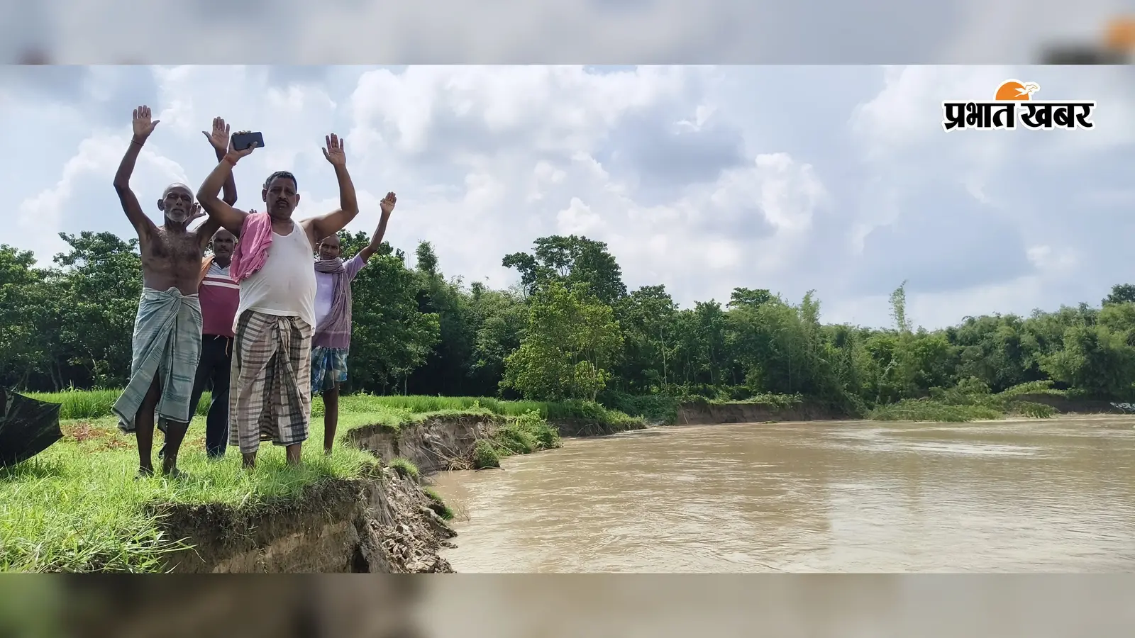 बकरा नदी के कटाव से जहानपुर में बढ़ी दहशत, दर्जनों घरों पर विस्थापन का खतरा