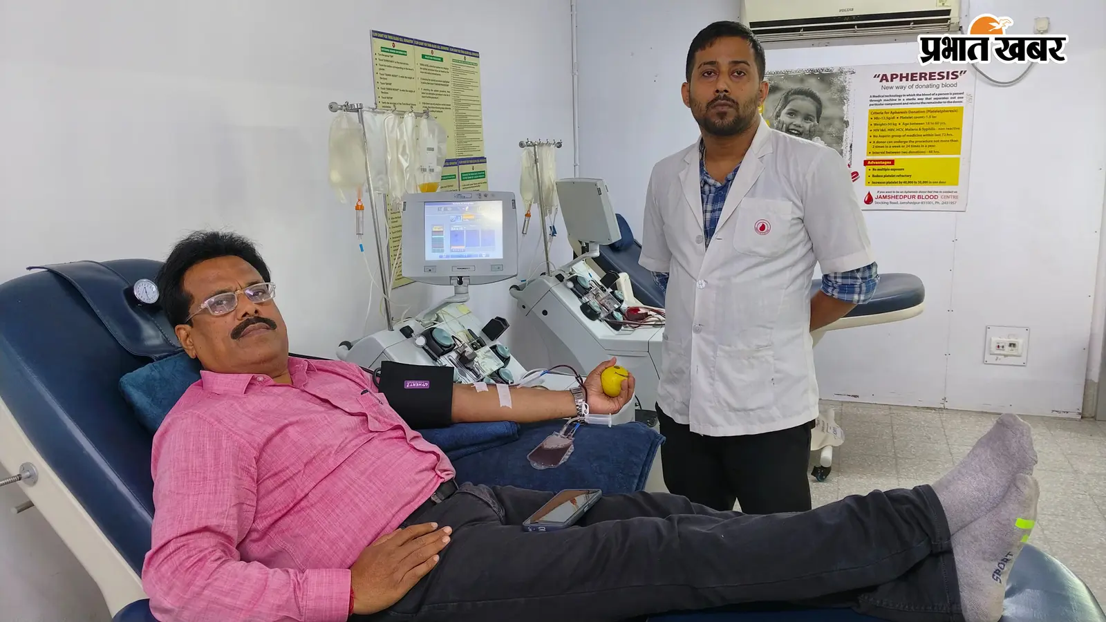 81 बार रक्तदान और 84 बार प्लेटलेट्स दान कर डॉ. बिनय ने रचा सेवा का मिसाल, जानें उनकी कहानी