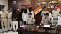 हेडलाइन: अररिया पुलिस की साइबर ठगों पर बड़ी कार्रवाई, फर्जी फिंगरप्रिंट-आई स्कैनर गैंग के 4 शातिर गिरफ्तार, 2.20 लाख नकद व 58 सिम बरामद