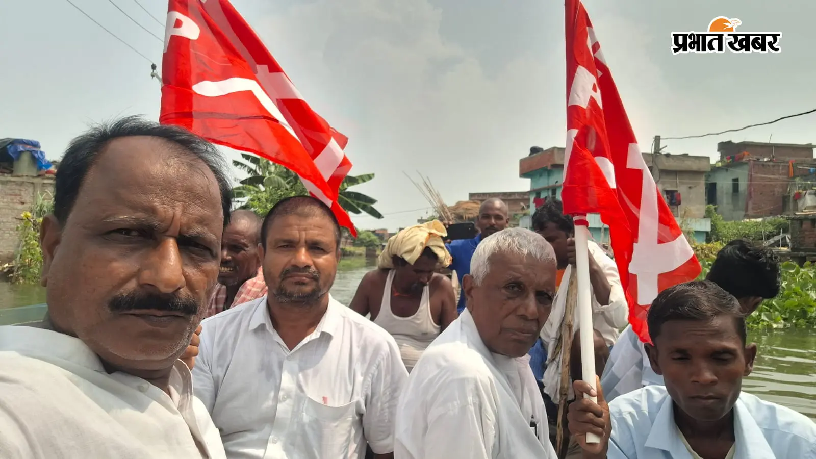 शेखपुरा: घाटकुसुम्भा के बाढ़ प्रभावित इलाकों में पहुंची भाकपा की टीम, राहत नहीं मिलने पर जतायी चिंता