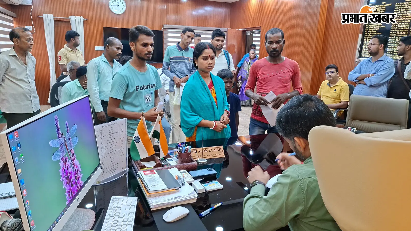 45 से अधिक फरियादी पहुंचे जनता दरबार, डीसी ने कहा- एक सप्ताह में निपटाएं शिकायतें