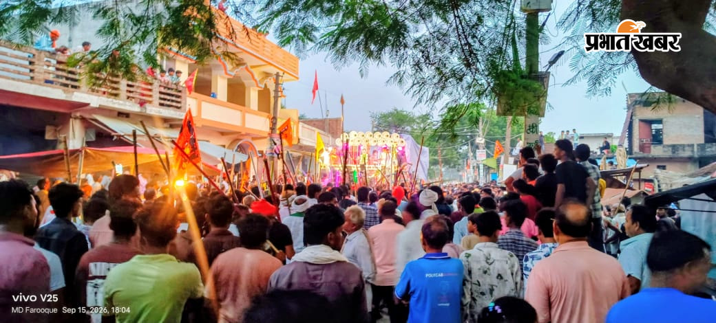 पहाड़पुर महावीरी मेला में शामिल झांकी | Prabhat Khabar Network