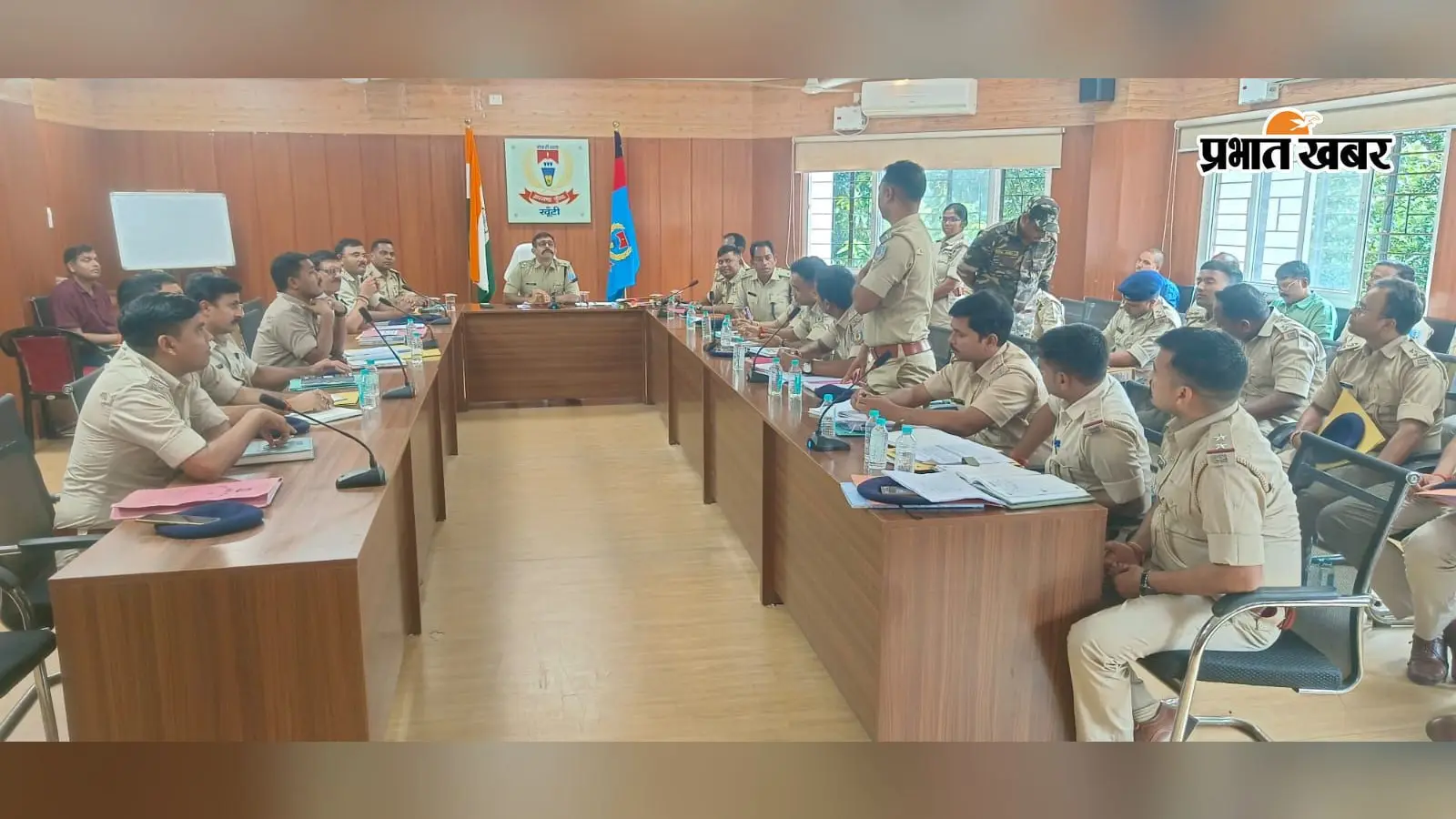 खूंटी में क्राइम मीटिंग, करम-गणेश विसर्जन और दुर्गापूजा को लेकर पुलिस अलर्ट; एनडीपीएस पर तेज होगा अभियान