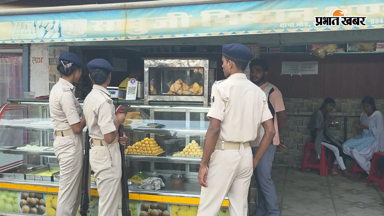 गया जी : शेरघाटी के 3 होटलों में खाद्य सुरक्षा विभाग की जांच, एक्सपायरी डेट से किचन की सफाई तक खंगाला