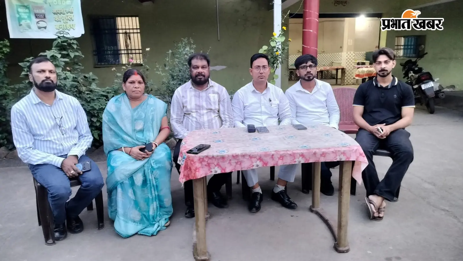 रासायनिक स्प्रे कर दो घंटे तक अधिवक्ता के परिवार को रखा बेहोश, फिर इस तरह घटना को दिया अंजाम
