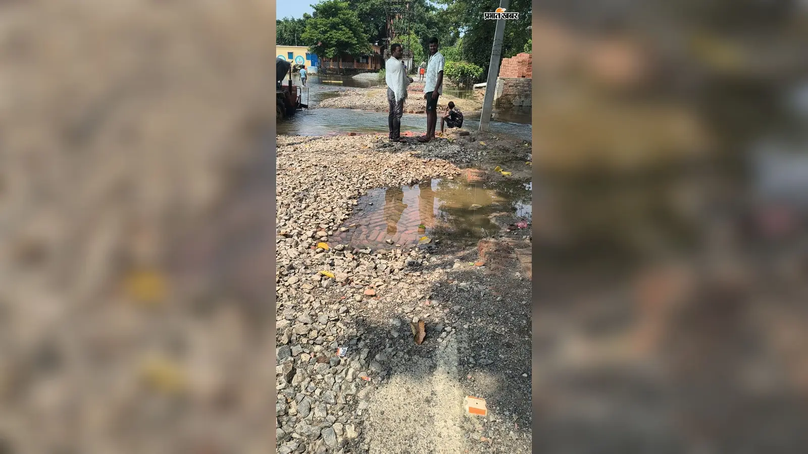 माधवपुर पंचायत की जर्जर सड़कों का होगा कायाकल्प, डीएम ने ग्रामीण कार्य विभाग को लिखा पत्र