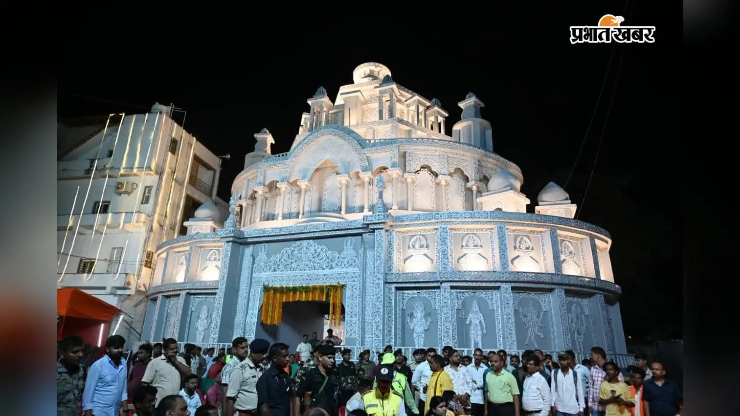 गुलाबबाग में 13 दिवसीय गणेश महोत्सव शुरू: भगवान गणेश संग स्थापित हुई महादेव की प्रतिमा, देखें मेले का आकर्षण