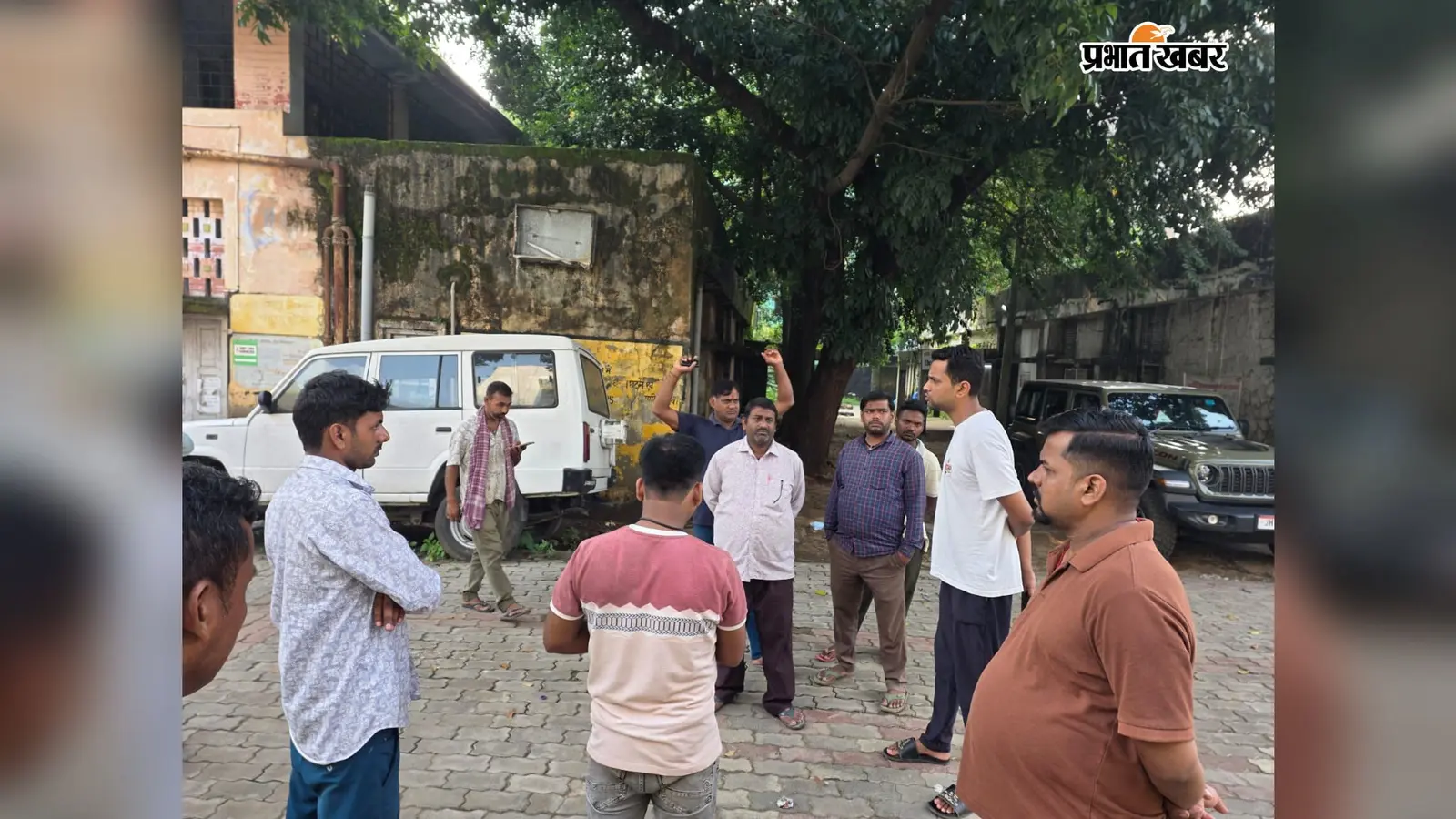 जयंती नदी हादसा: तीन मासूमों की मौत के बाद अस्पताल पहुंचे नेता, जानें विधायक कल्पना सोरेन ने क्या दिए निर्देश