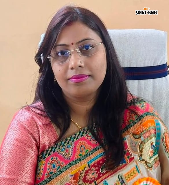 बाजार चौक में भगवान जीमूतवाहन मंदिर, मुख्य पार्षद अंजलि कुमारी,पप्पु गुप्ता | Prabhat Khabar Network