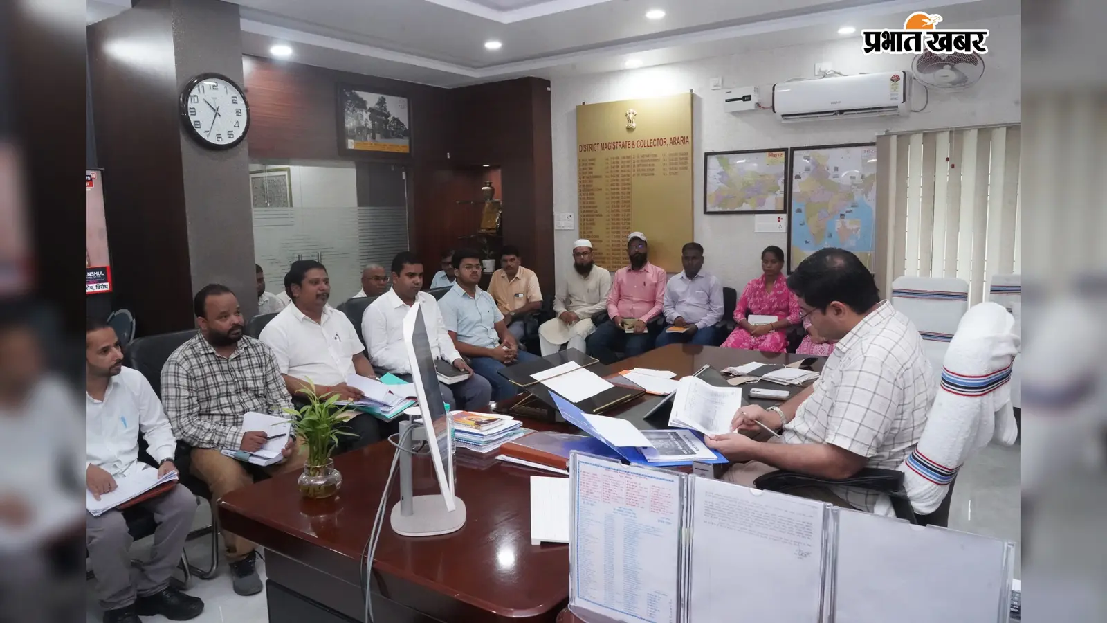 अररिया में पथ निर्माण विभाग की 5 बड़ी परियोजनाएं: डीएम ने की समीक्षा, गुणवत्ता में लापरवाही पर कार्रवाई के निर्देश
