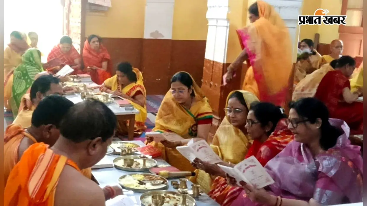 नवादा में भक्तिभाव से शुरू हुआ दसलक्षण महापर्व, जानें पहले दिन क्यों पीले वस्त्र पहनकर पहुंचे श्रद्धालु