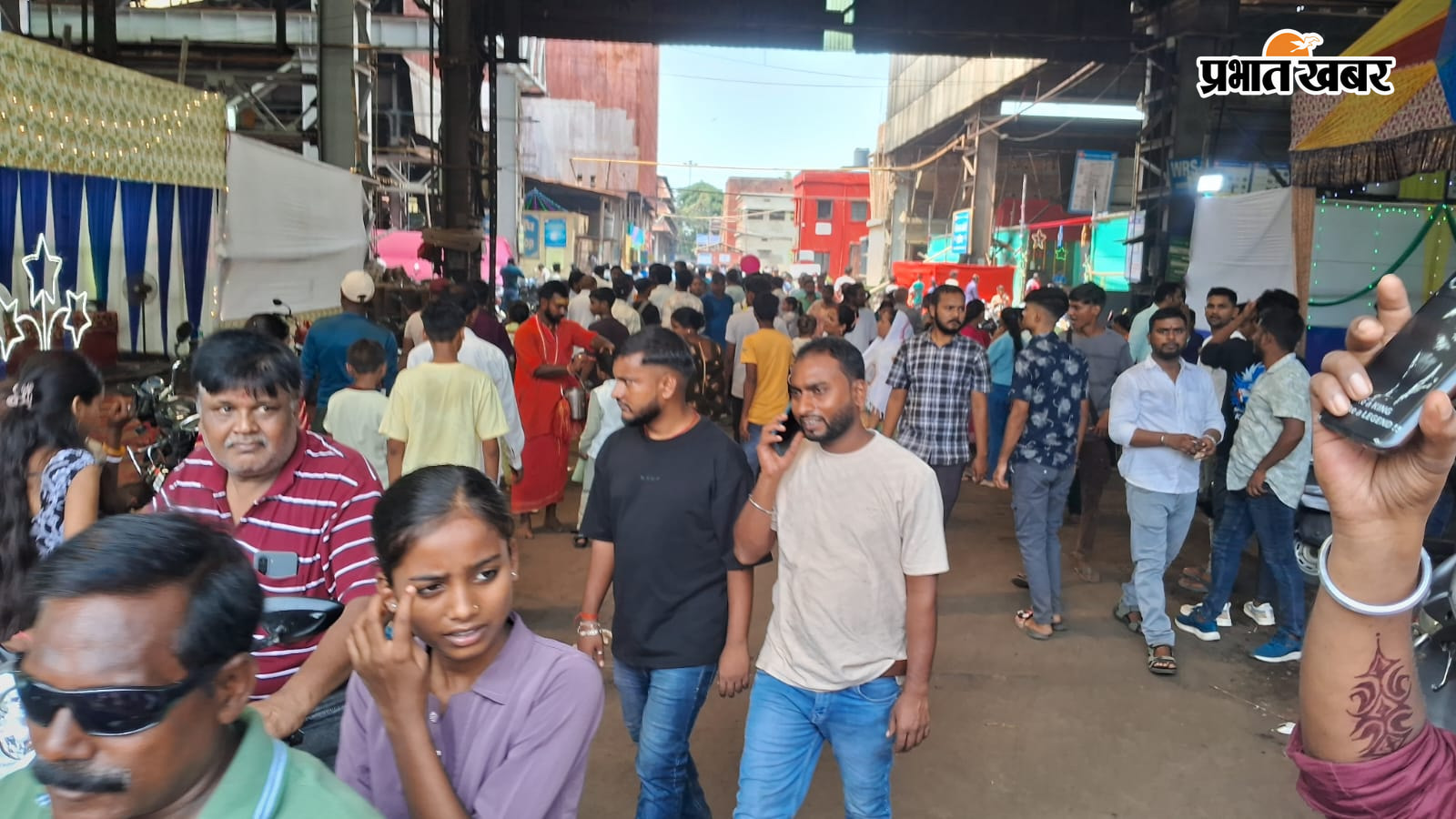 रेल इंजन कारखाना में विश्वकर्मा पूजा समारोह के विभिन्न चित्र | Prabhat Khabar Network