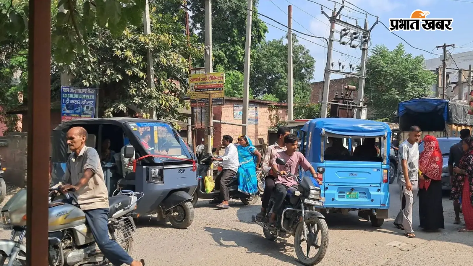 तरैया बाजार में रोज दोपहर महाजाम, एंबुलेंस और स्कूली वाहन भी फंस रहे