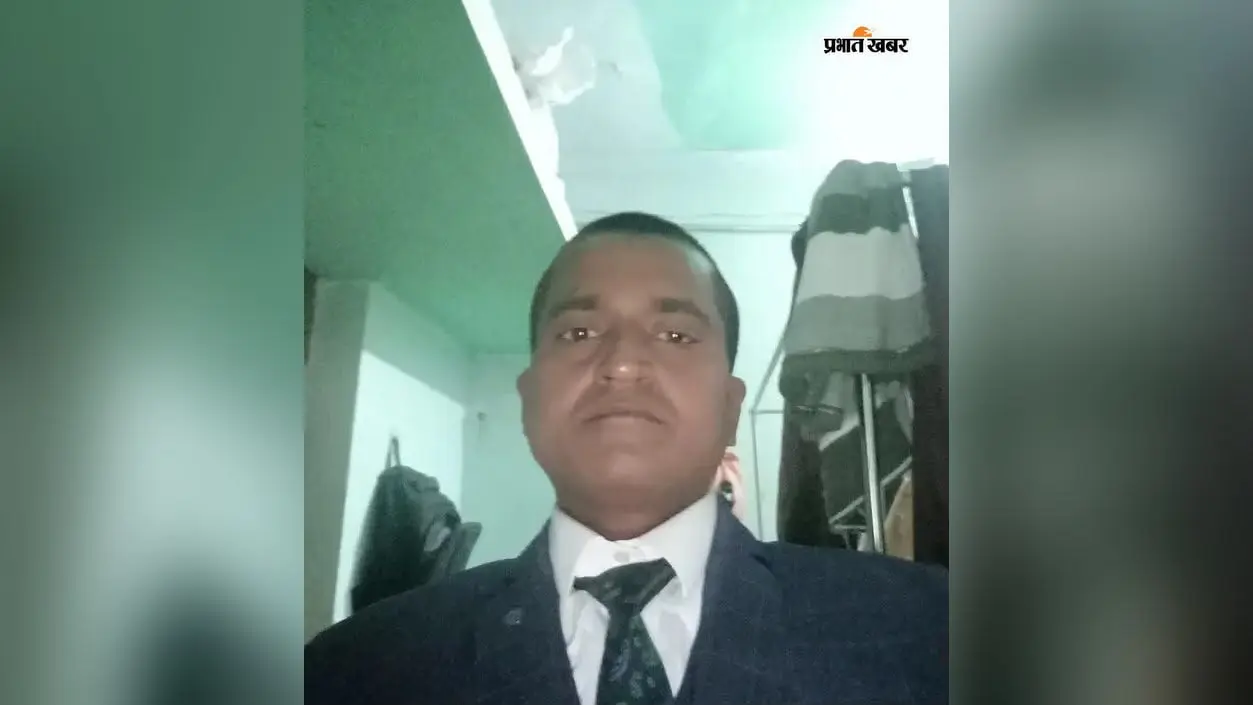 अज्ञात वाहन की ठोकर से बाइक सवार युवक की मौके पर मौत, घर पहुंचा शव तो मचा कोहराम
