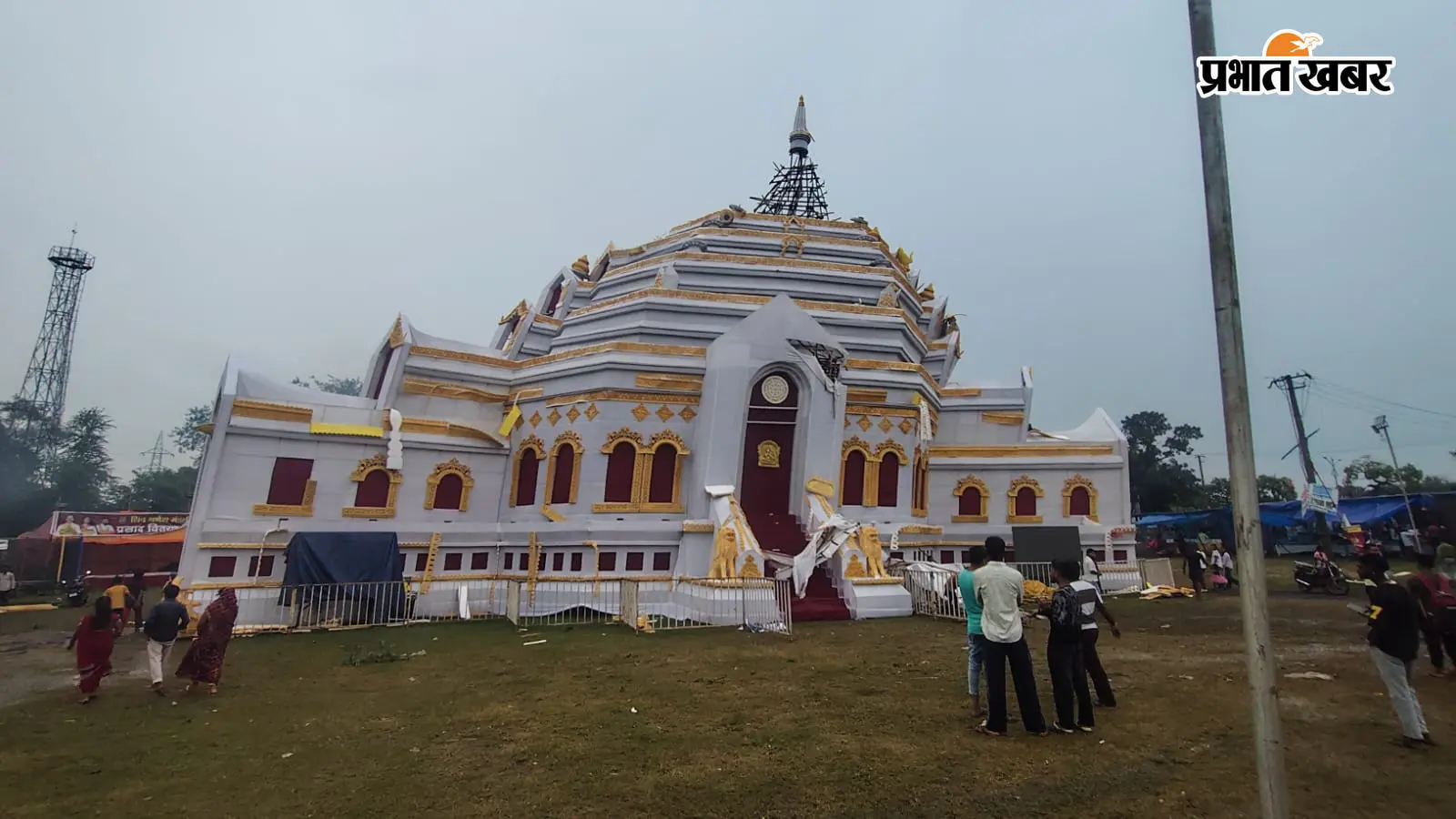 बोकारो में आधे घंटे की बारिश ने खोली जल निकासी व्यवस्था की पोल, सिटी सेंटर और लक्ष्मी मार्केट जलमग्न