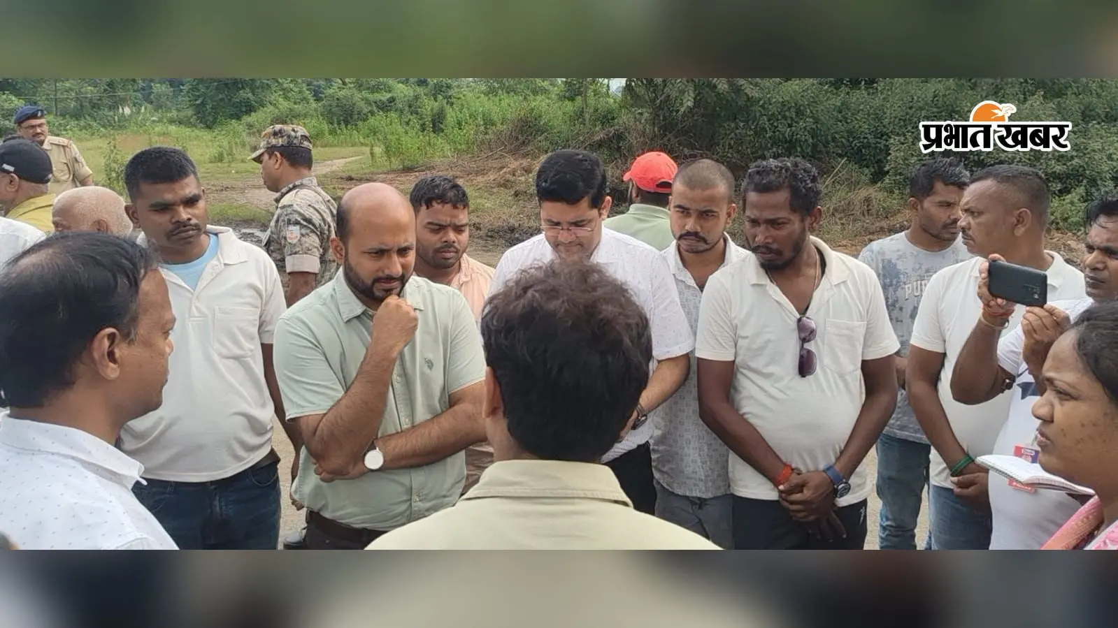 गिद्दी-नयामोड़ जर्जर सड़क का डीसी ने किया निरीक्षण, जल्द शुरू होगा मरम्मत कार्य