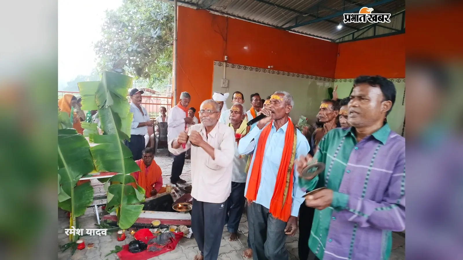 चरही बाजार टांड़ में 24 घंटे का अखंड कीर्तन
