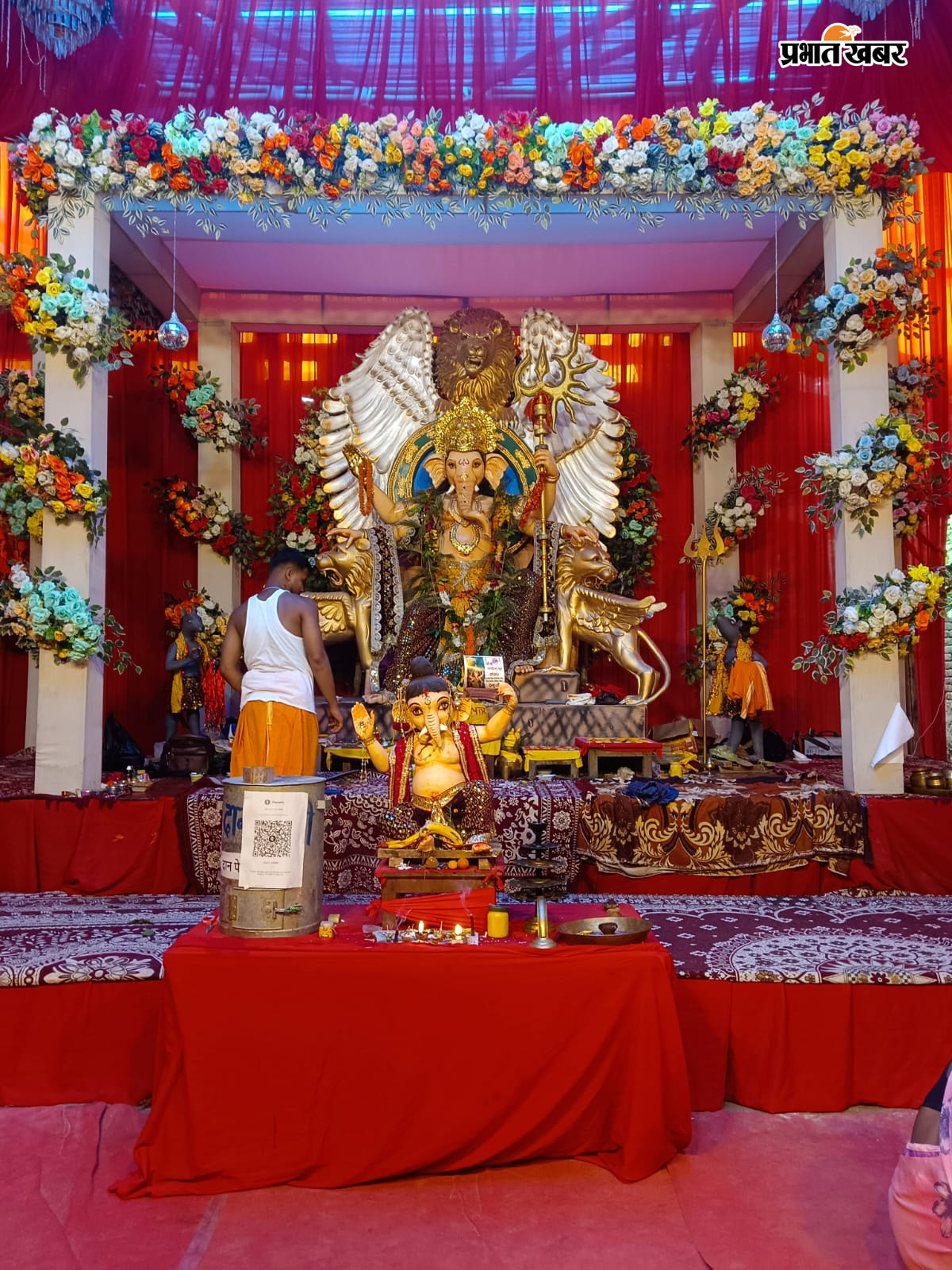बाबा बिहारी दास के संघत के पास भगवान श्री गणेश की प्रतिमा,नगर पर्षद रोड पूजा-पंडाल में भगवान श्री गणेश की प्रतिमा,शुक बाजार पूजा-पंडाल में भगवान श्री गणेश की प्रतिमा,कूचा गली पूजा-पंडाल में भगवान श्री गणेश की प्रतिमा  | Prabhat Khabar Network