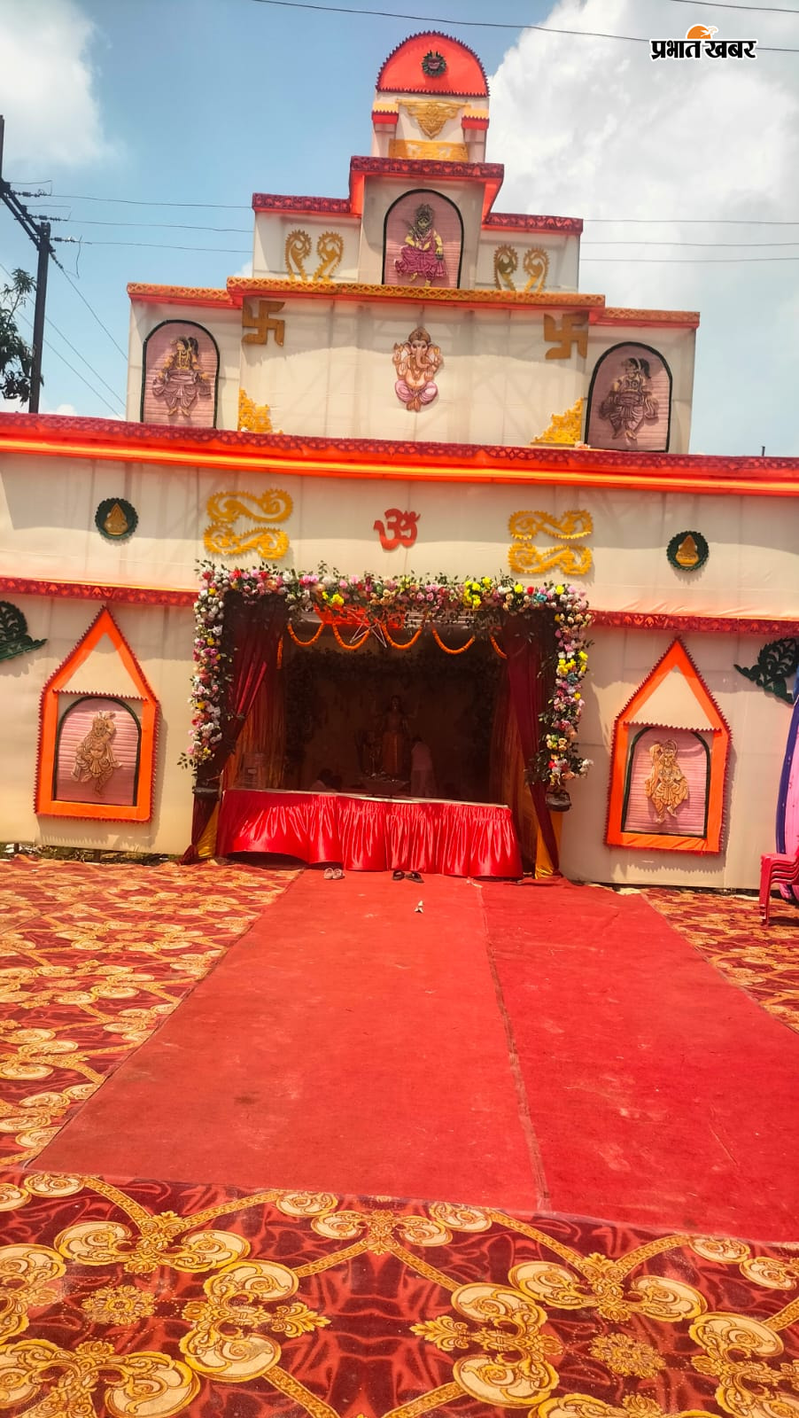 एफ व जी में विद्युत विभाग का पंडाल व स्थापित प्रतिमा,17 पीटीआर एच व आई में टीसीआई विभाग में बना पंडाल व स्थापित प्रतिमा