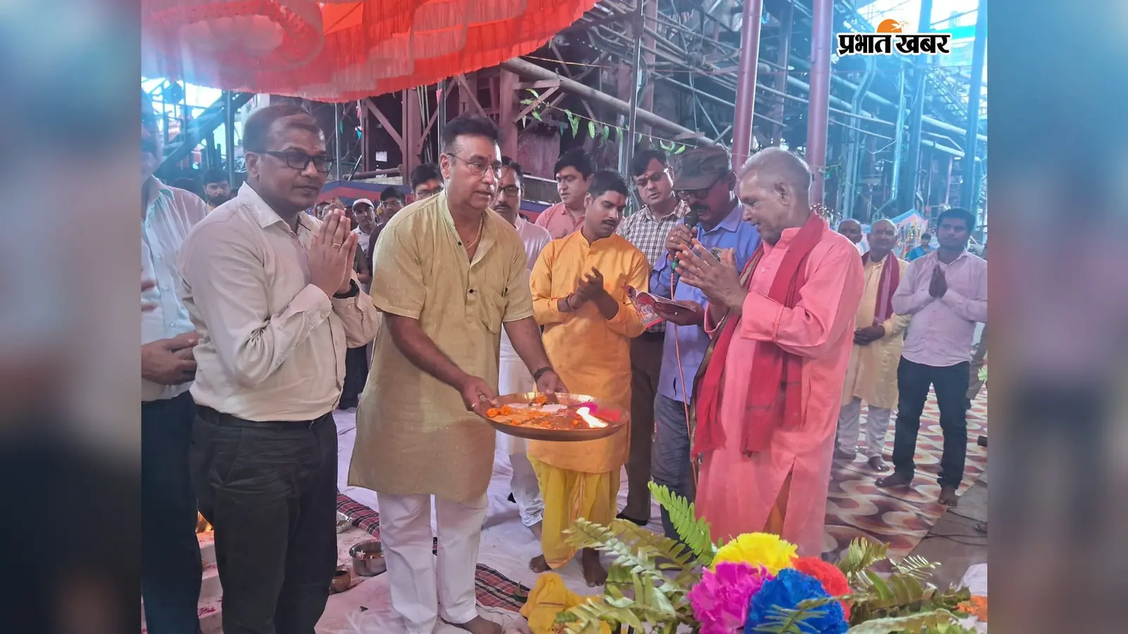 गोपालगंज के सिधवलिया में भारत शुगर मिल में धूमधाम से मनी विश्वकर्मा पूजा