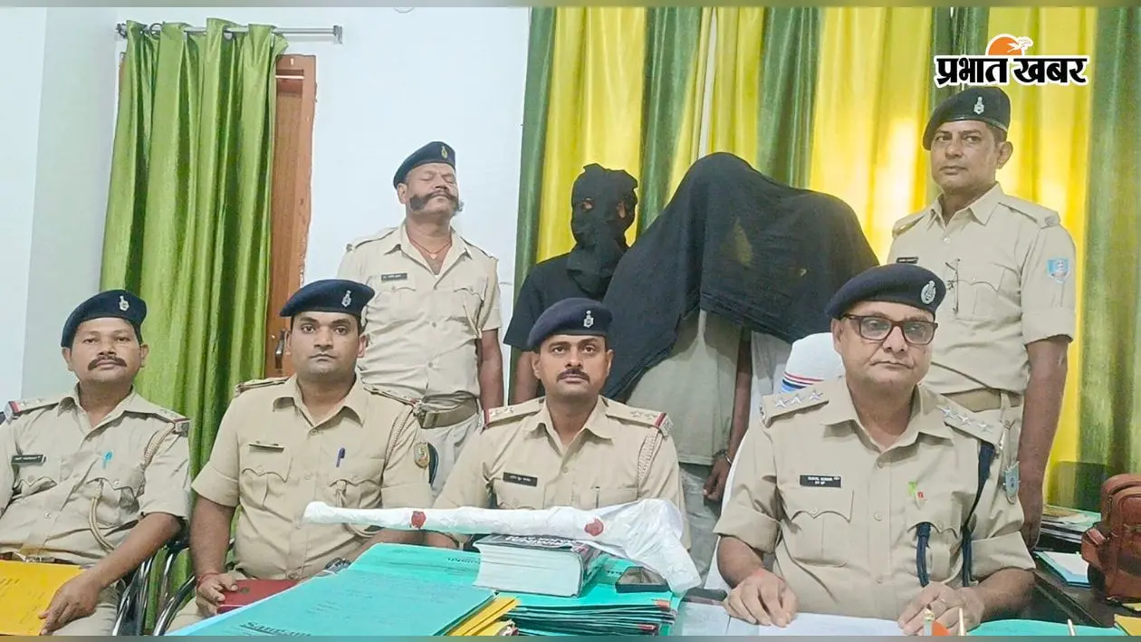 लूट की कोशिश से पहले पुलिस का एक्शन, बलुआ दियारा से तीन गिरफ्तार; कट्टा-गोली बरामद