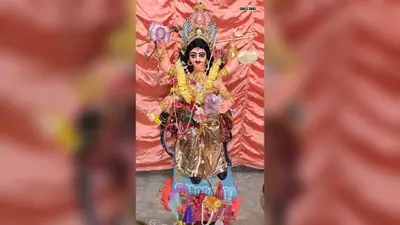 महेशपुर में धूमधाम से हुई विश्वकर्मा पूजा, वाहनों-मशीनों की सफाई कर विधि-विधान से की पूजा-अर्चना