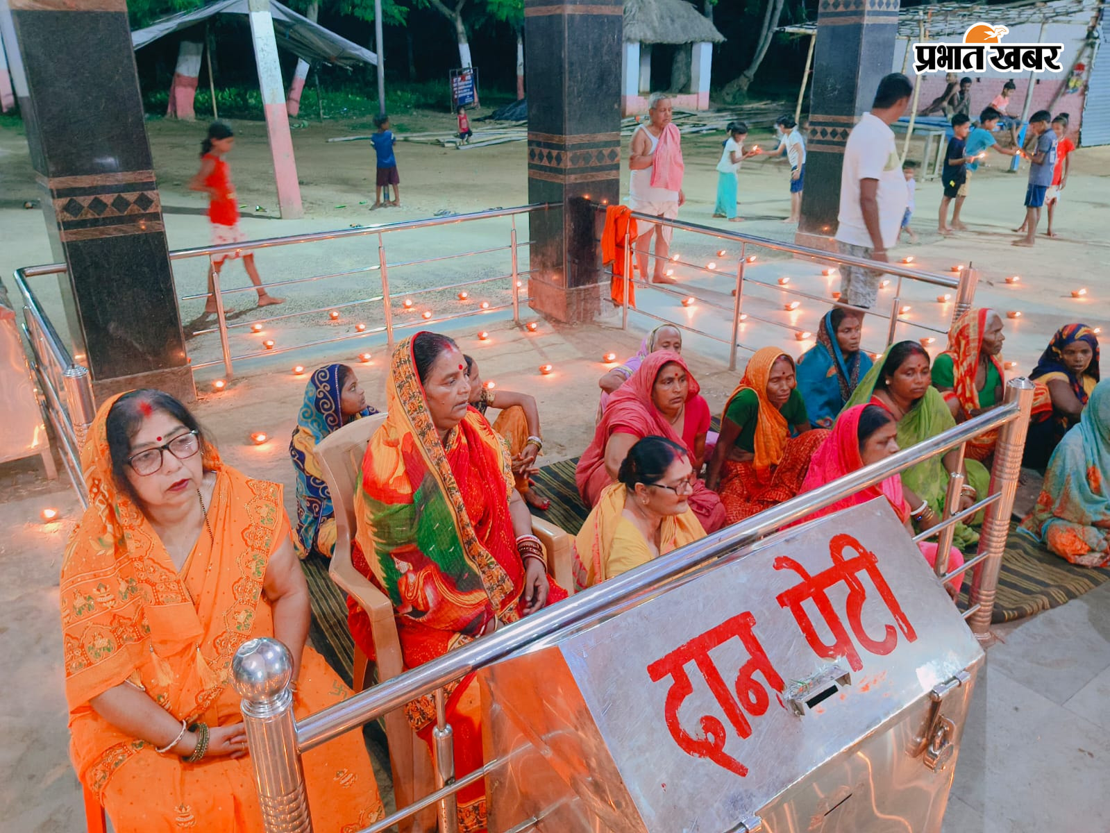 हरिवंशपुर तेलडीहा दुर्गा मंदिर में हुई कार्यक्रम का | Prabhat Khabar Network