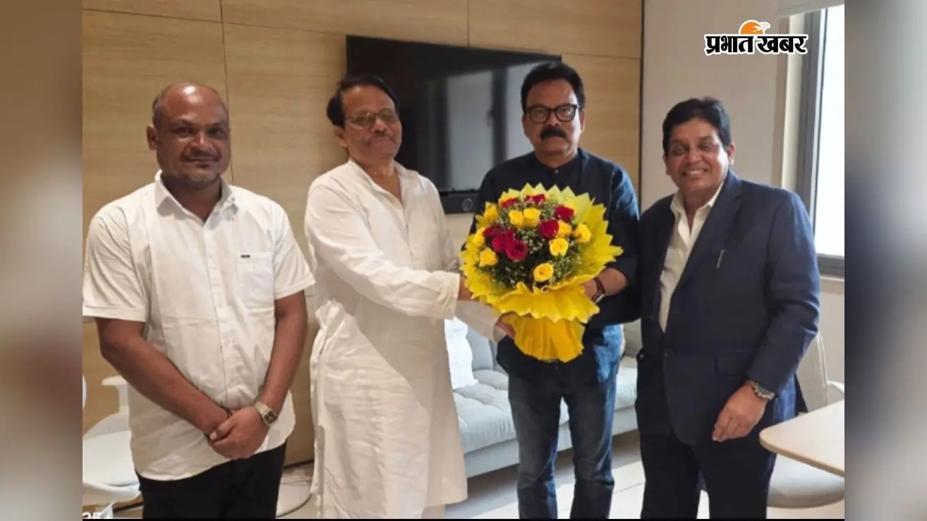 छत्तीसगढ़ प्रभारी बने सुखदेव भगत से मिले के. राजू, दी बधाई; जल-जंगल-जमीन और सरना कोड पर चर्चा