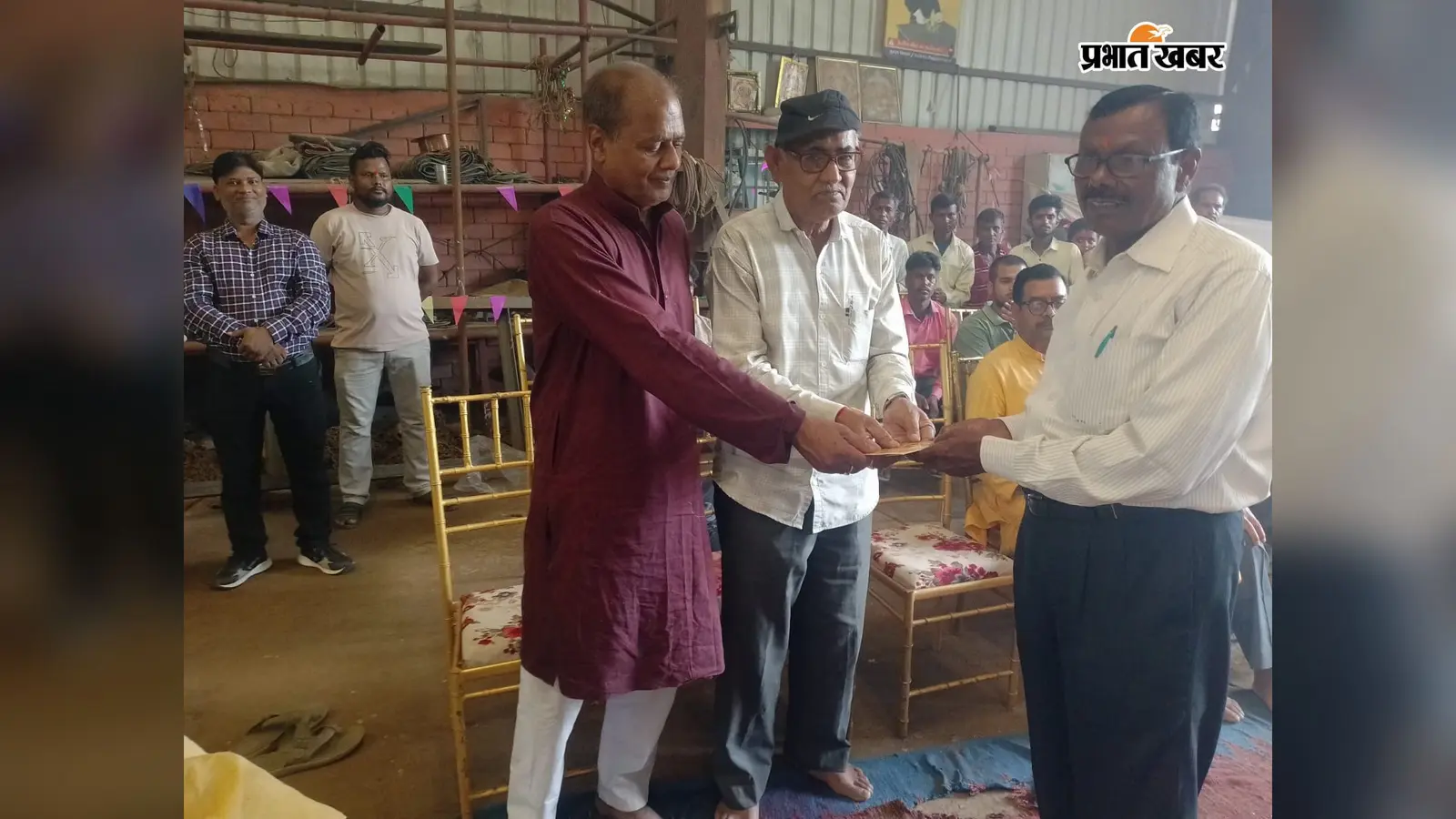 पतरातू में विश्वकर्मा पूजा पर 400 महिला कर्मियों के लिए कैंटीन शुरू, दो कर्मियों को मिला विश्वकर्मा सम्मान