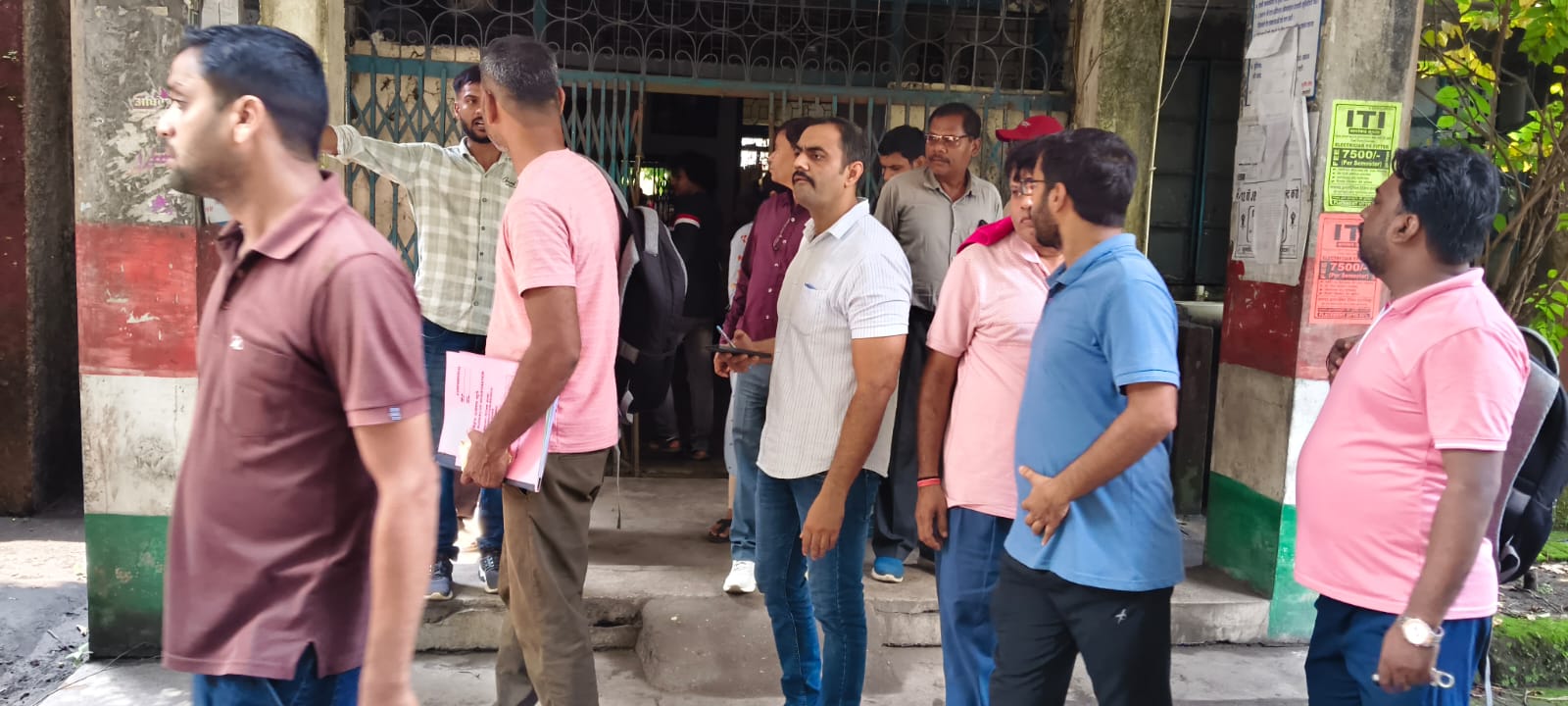 गोविंदपुर परियोजना कार्यालय में अफरा-तफरी का माहौल
