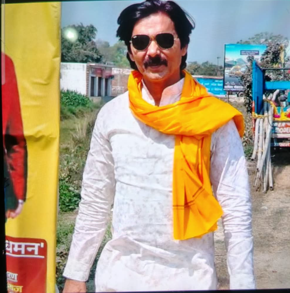 फोटो कैप्सन 1. घटना में प्रयुक्त जब्त ब्रेजा कार फोटो कैप्सन 2. इनामी अपराधी जफीर आजाद चमन फोटो कैप्सन 3. गिरफ्तार आरोपी शब्बीर आलम | Prabhat Khabar Network