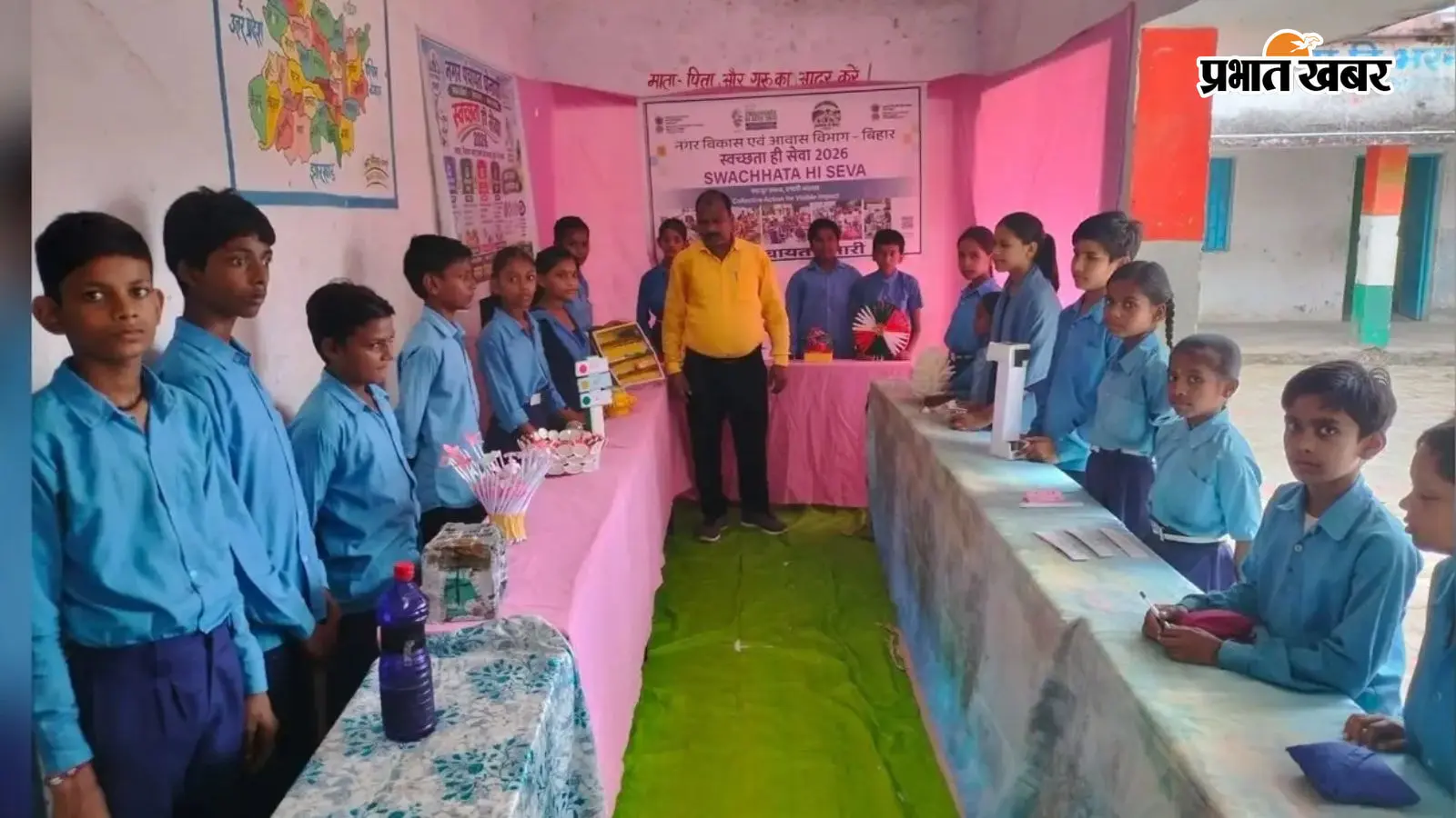 रोहतास : ‘कबाड़ से जुगाड़’ प्रदर्शनी में बच्चों ने दिखाई रचनात्मकता, साद तनवीर प्रथम