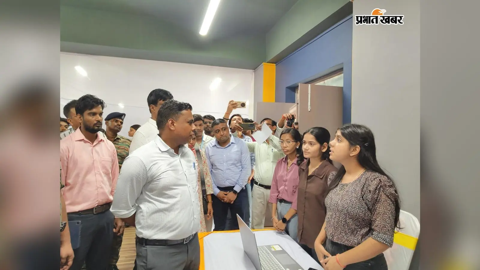 शेखपुरा: इंजीनियरिंग कॉलेज में ‘तेजस इंडिया हैकाथॉन 2026’ का आगाज, डीएम शेखर आनंद ने छात्रों को दिया नवाचार का मंत्र