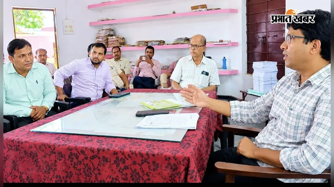 वैशाली में शिक्षकों को घरों में सोलर सिस्टम लगाने पर दिया गया जोर, पीएम सूर्य घर योजना पर हुई चर्चा