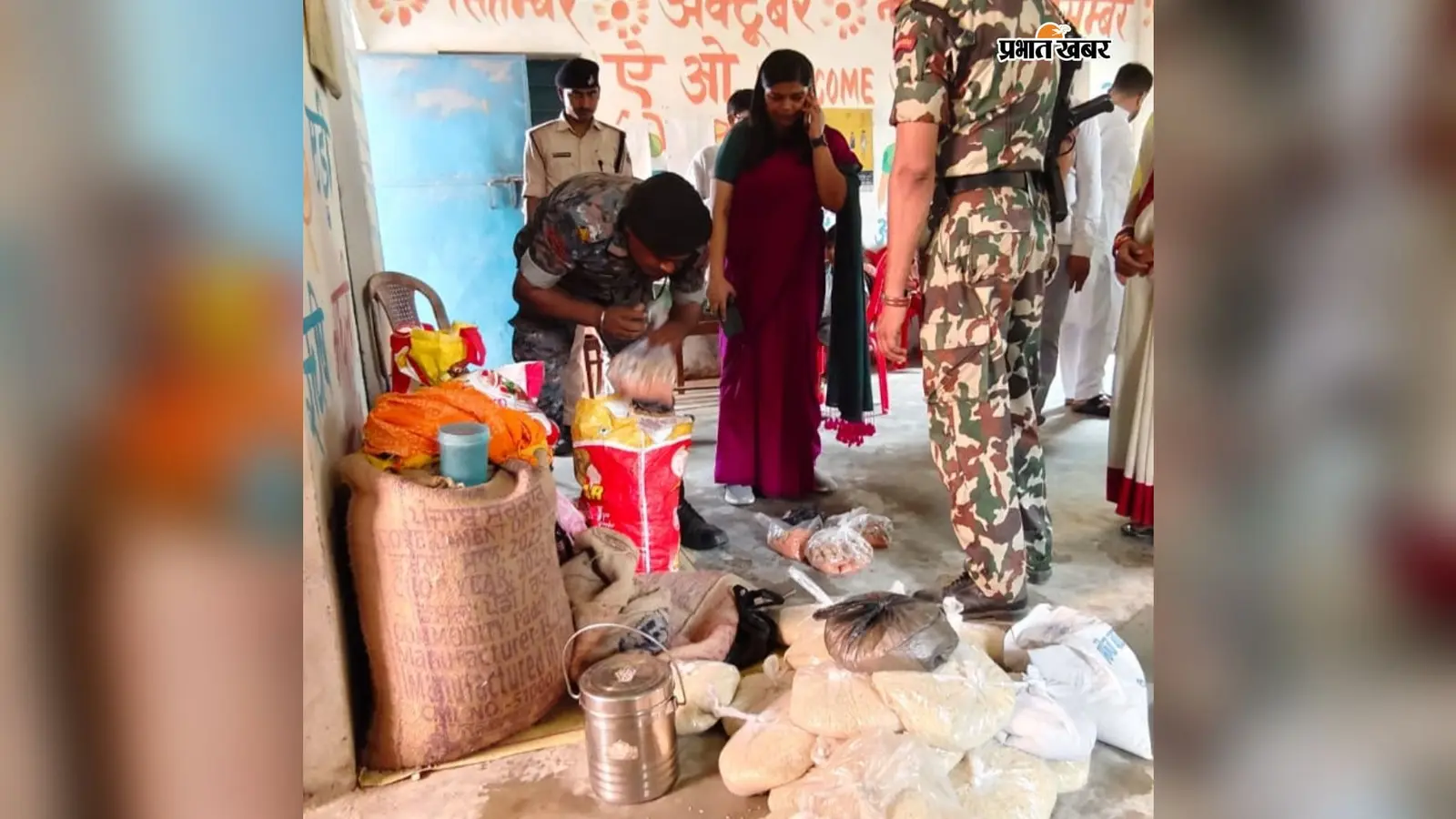 शिवहर में डीएम का औचक छापा! आंगनबाड़ी केंद्र पर मिलीं भारी कमियां, अफसरों पर कार्रवाई की लटकी तलवार